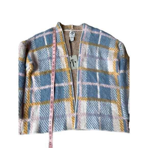 Rain + Rose Soft Textured Plaid Open Front Cardigan - Picture 5 of 9
